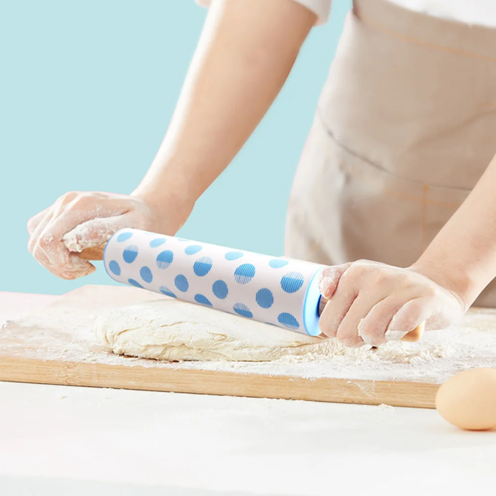 

1Pcs Wooden Rolling Pin Christmas Pattern Non Stick Baking Roller Dough Roller Kitchen Tool Rolling Pin Practical Kitchen Tool