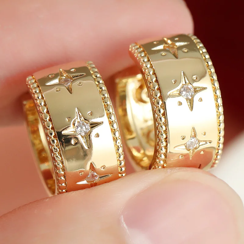 Minimalist Starlight Women's Wide Face Hoop Earrings Inlay Star Synthetic Zircon Golden Plated Ear Buckle Daily Fashion Jewelry