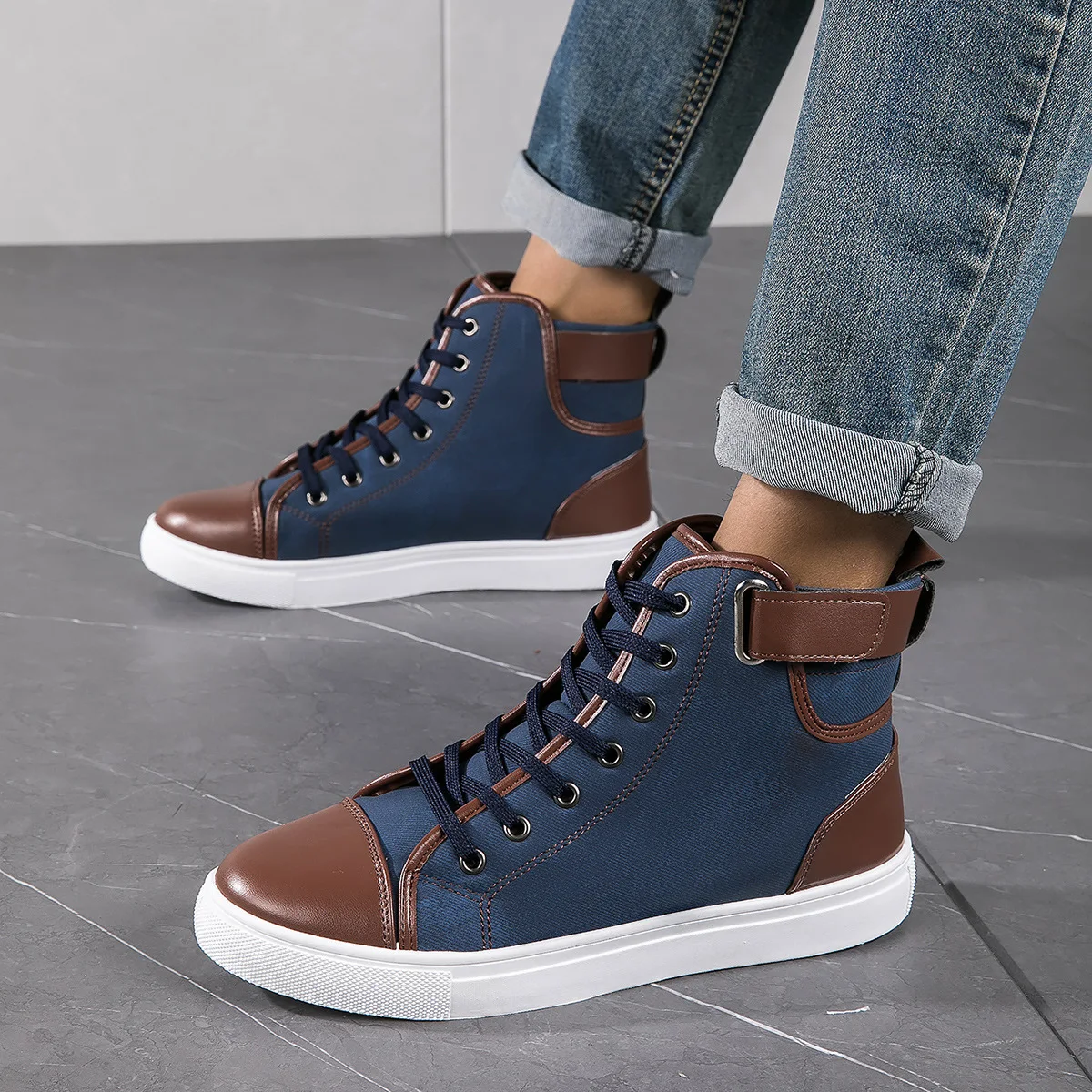 New Arrival Men\'s High Top Casual Shoes Summer High Top Sneakers High Quality Retro Fashion Men Boots Work Boots for Men 2024