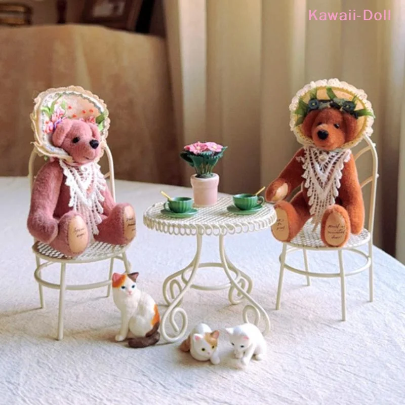 [NOVO] 1/3 Peças Miniatura de Casa de Bonecas: Mesa e Cadeira, Modelo de Jardim, Ornamento, Adereço, Acessório, Decoração de Casa Minúscula, Móveis de Ferro