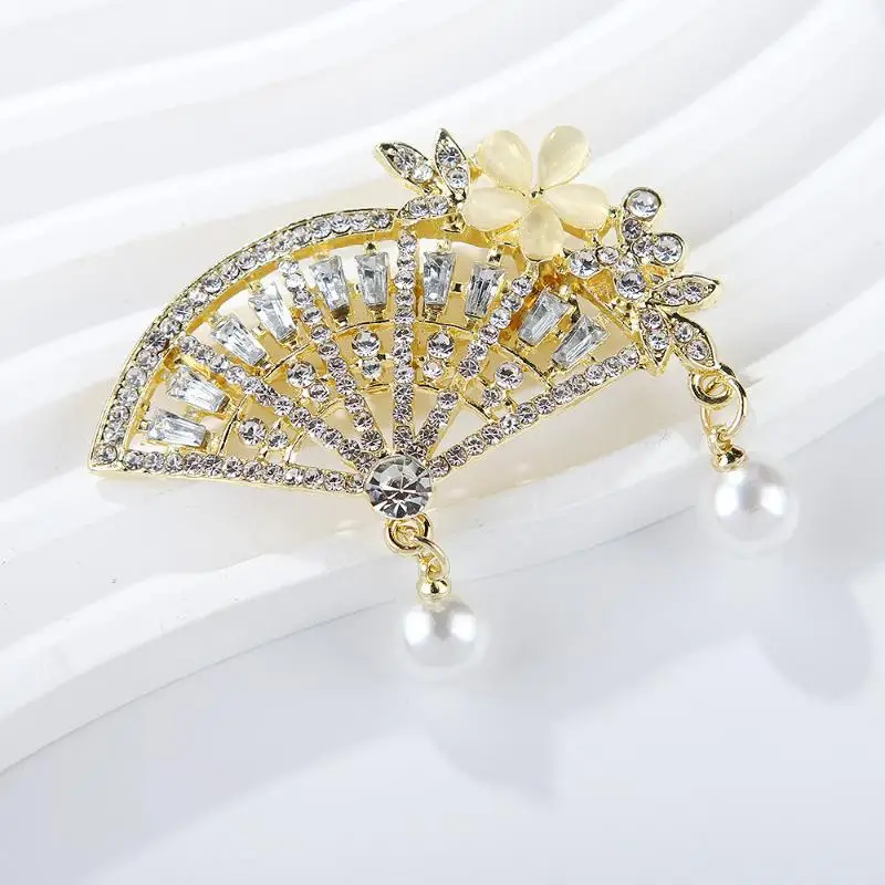 Chinese Style Fashion Luxury Rhinestone Fan-Shaped Brooches For Women Clothing Coat Accessories