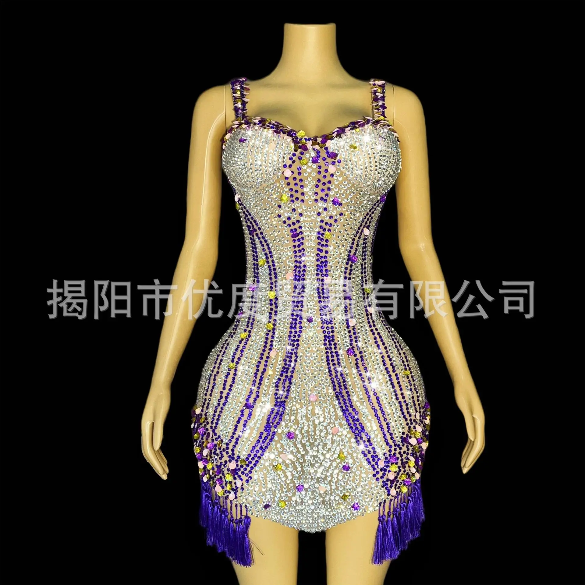 تألق ضيق مثير فستان عيد ميلاد كوكتيل حفلة ليلة العفن أداء تنورة قصيرة قذيفة فستان أرجواني مرحلة الأداء فساتين