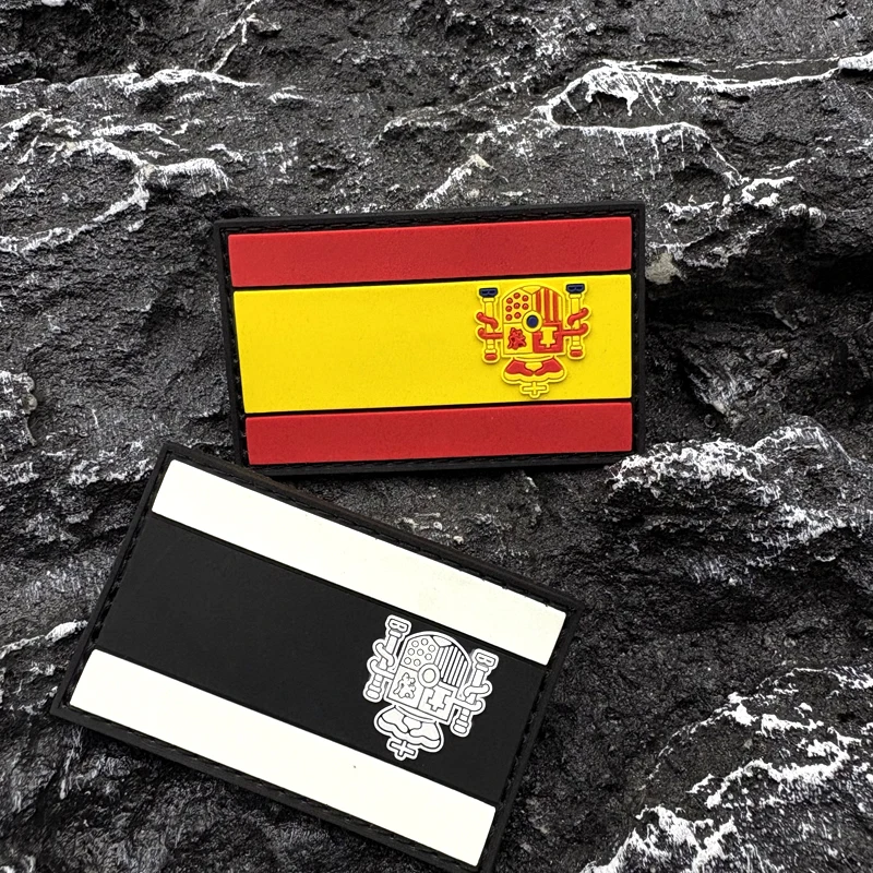 A Flag Pvc Patch Badge with Hook and Loop Backing, Suitable for Decorating Bags, Backpacks, Vests, and Clothing