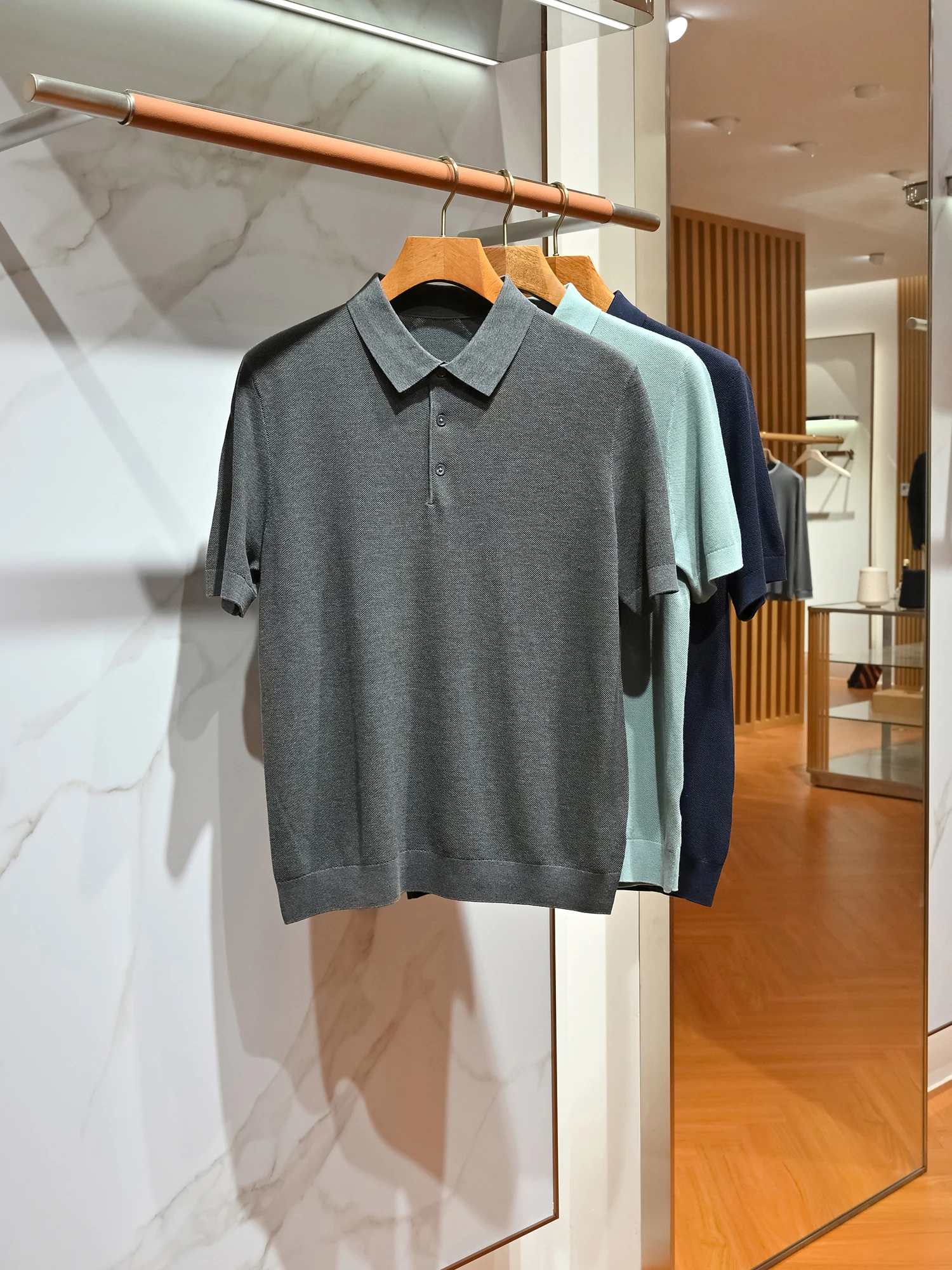 

Удобная летняя мужская футболка-поло из шелково-льняной смеси с охлаждающим эффектом, простая, элегантная, в джентльменском стиле