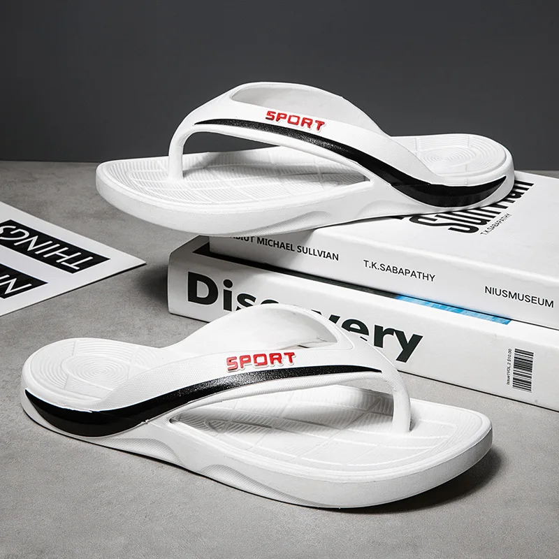 Flip-Flops Men Summer Fashion Outdoor Slippers New Anti-Skid Wear-Resistant Beach Sandals Walking Footwear Man