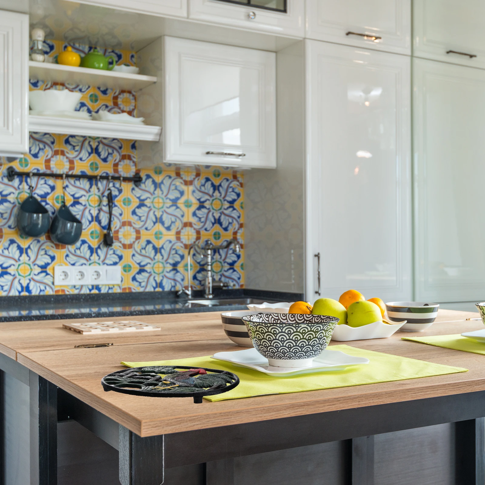 

1pc Pot Mat Heat Resistant Thick Kitchen Gadget Iron Tableware Mat For Home Dining Hall Decorative Placemat Cookware Storage Pad