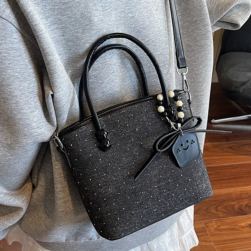 

2025 Women's Chic Color-Block Tote - Stylish Shoulder & Handheld Purse for Effortless Daily Casual Outings