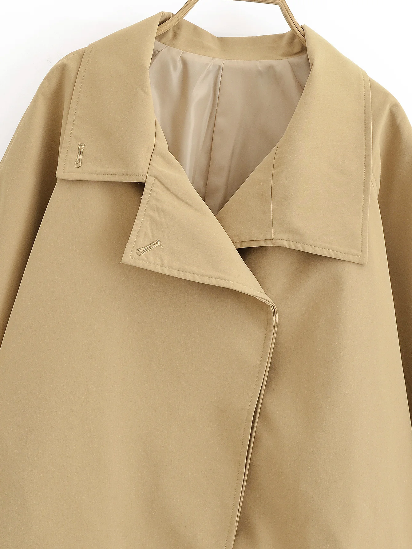 เสื้อโค้ทกันลมทรงคลุมไหล่แบบหลวม สไตล์อังกฤษ สีกากี สำหรับผู้หญิง แบรนด์ KONDALA รุ่นแฟชั่น 2025 สตรีทแวร์ลำลอง