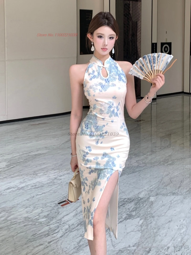 

2025 китайское улучшенное сексуальное Ципао Ципао с национальным цветочным принтом без рукавов Ципао, традиционное вечернее платье для ночного клуба Ципао