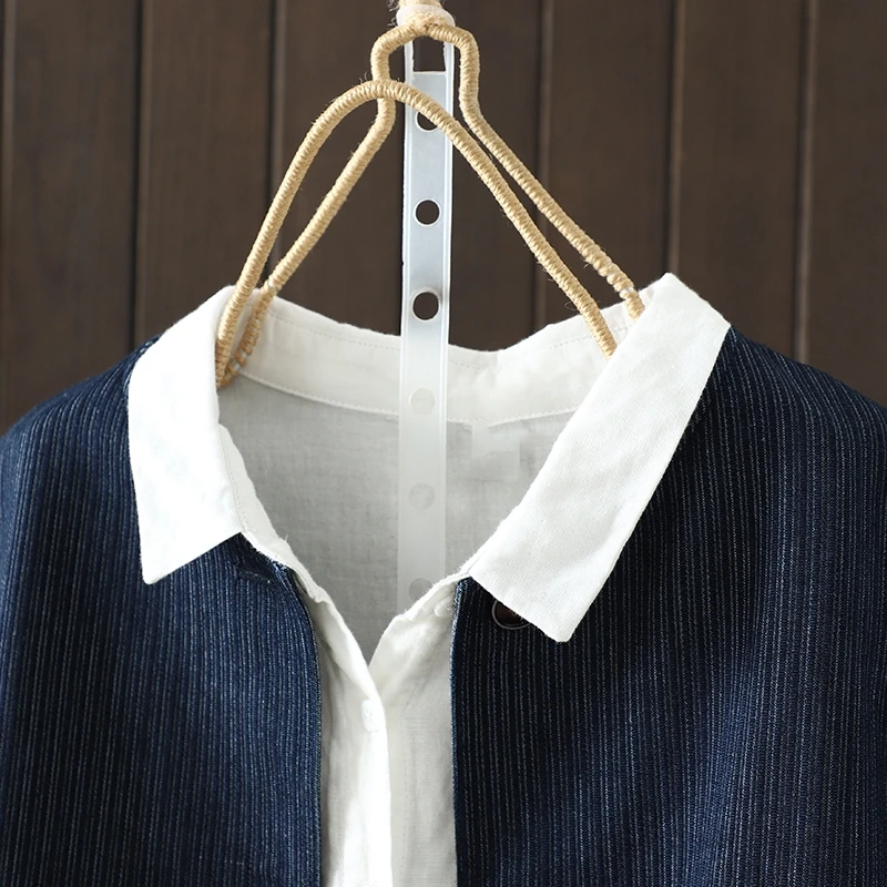 Gilet blu giapponese retrò da donna all'inizio della primavera casual semplice versatile gilet in denim Jaet top rotondo con chiusura a bottone singolo