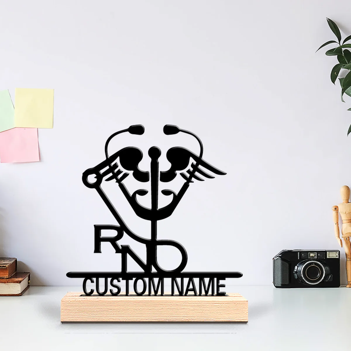 1 pieza de estatuilla metálica divertida y personalizada con temática de enfermera registrada (RN), decoración con base de madera con temática de ciencia para médicos y psicólogos.