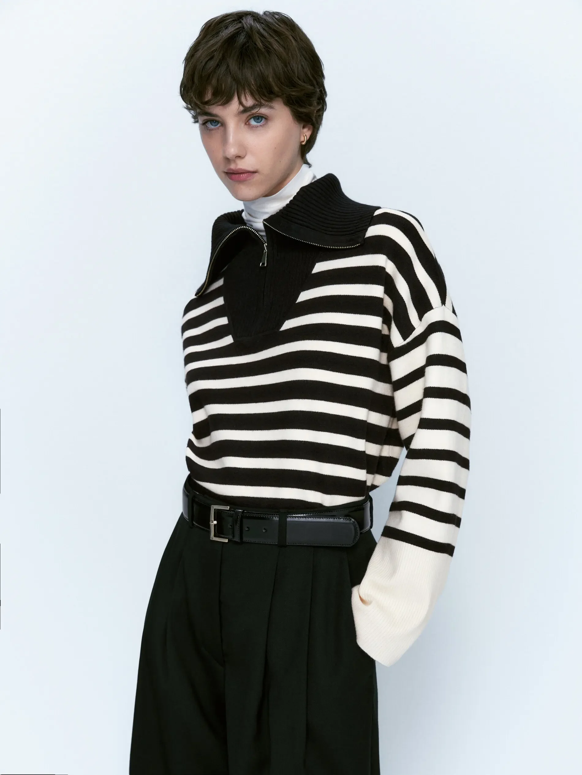 Ethereal MD 2023  autumn new style of Loose inside with patchwork striped zipper turtleneck knitwear