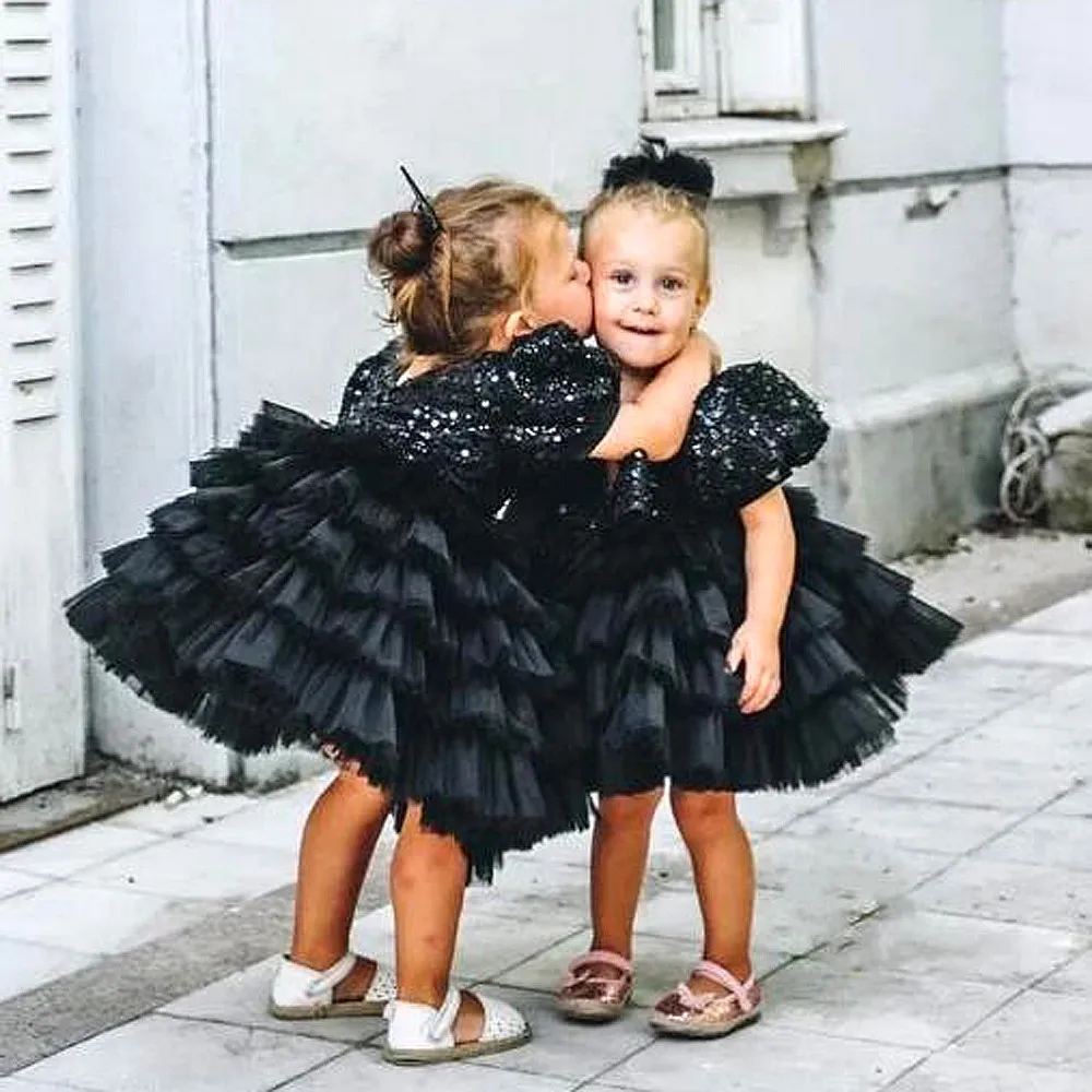 

Shining Sequined Flower Girl Dress Pretty Princess Dress For Photo Shoots Short Puffy Sleeves Tiered Kids Birthday Gowns