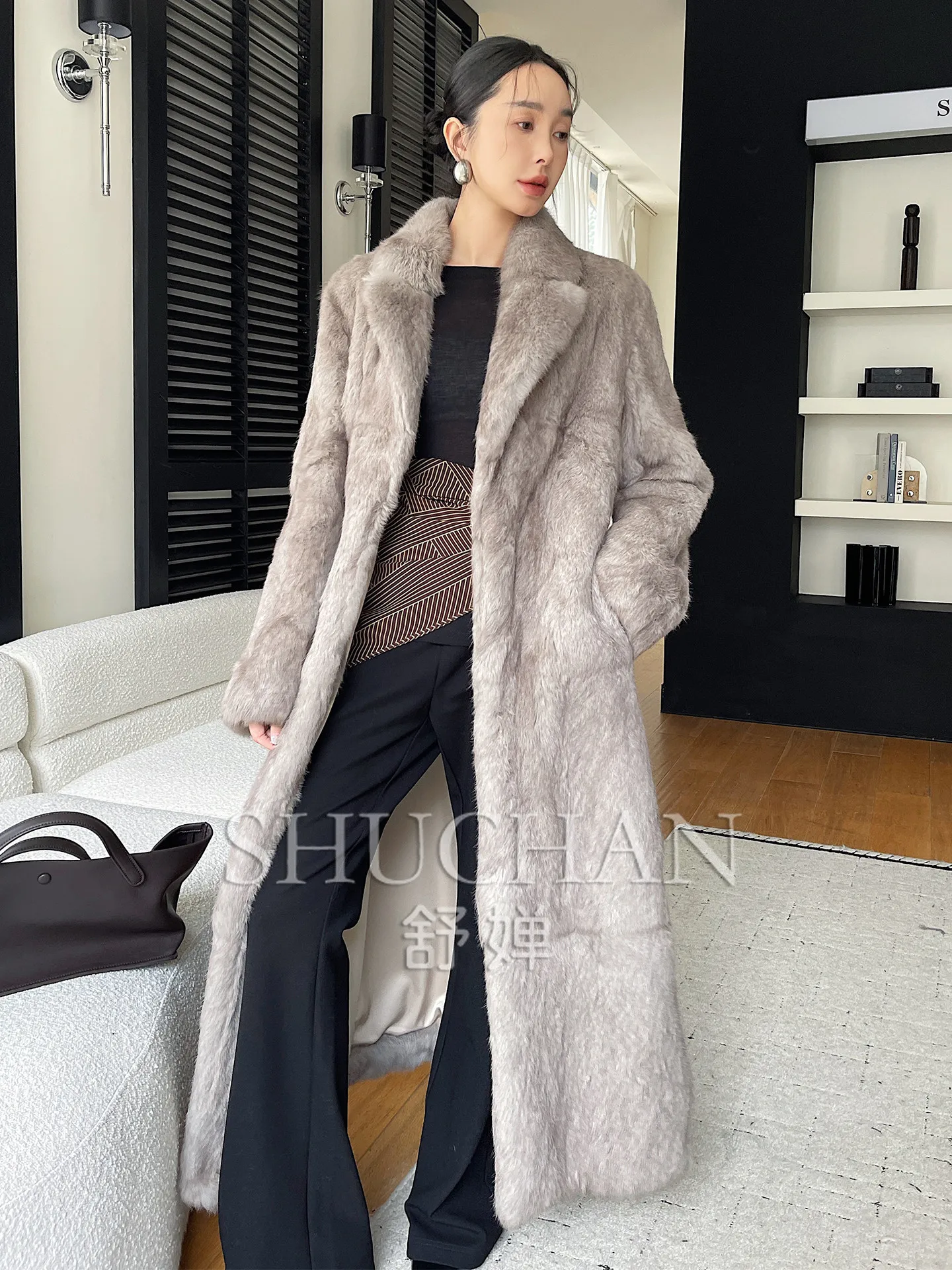 Imported Whole Rabbit Fur Medium and Long 2026 New Winter Fur Integrated Young Fur Jacket Women's
