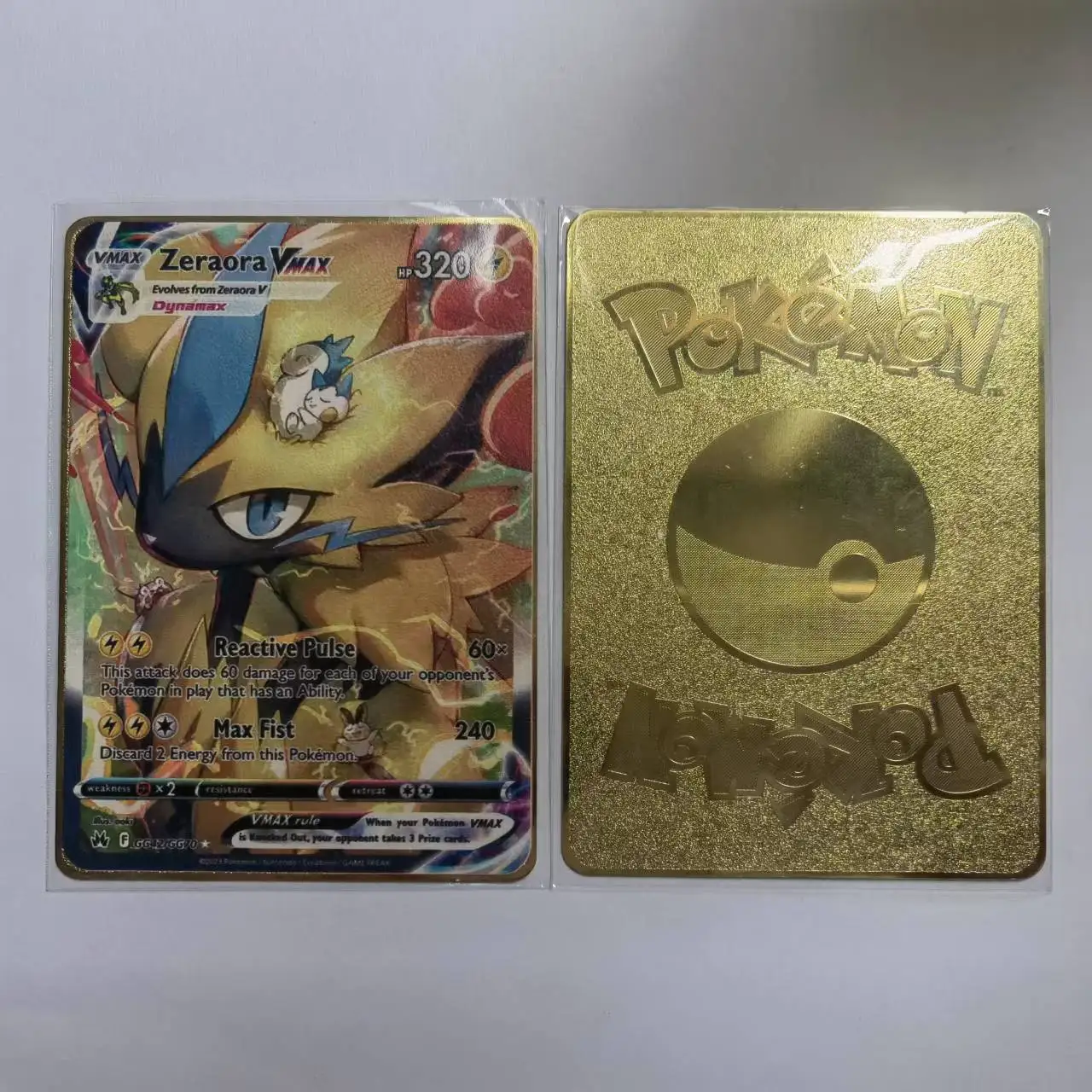 

Карты с покемонами Чаризард Глянцевый металл Изображение Зора Сувенир Аниме Покемон Игровая периферия Eevee Memorabilia Подарок на день рождения