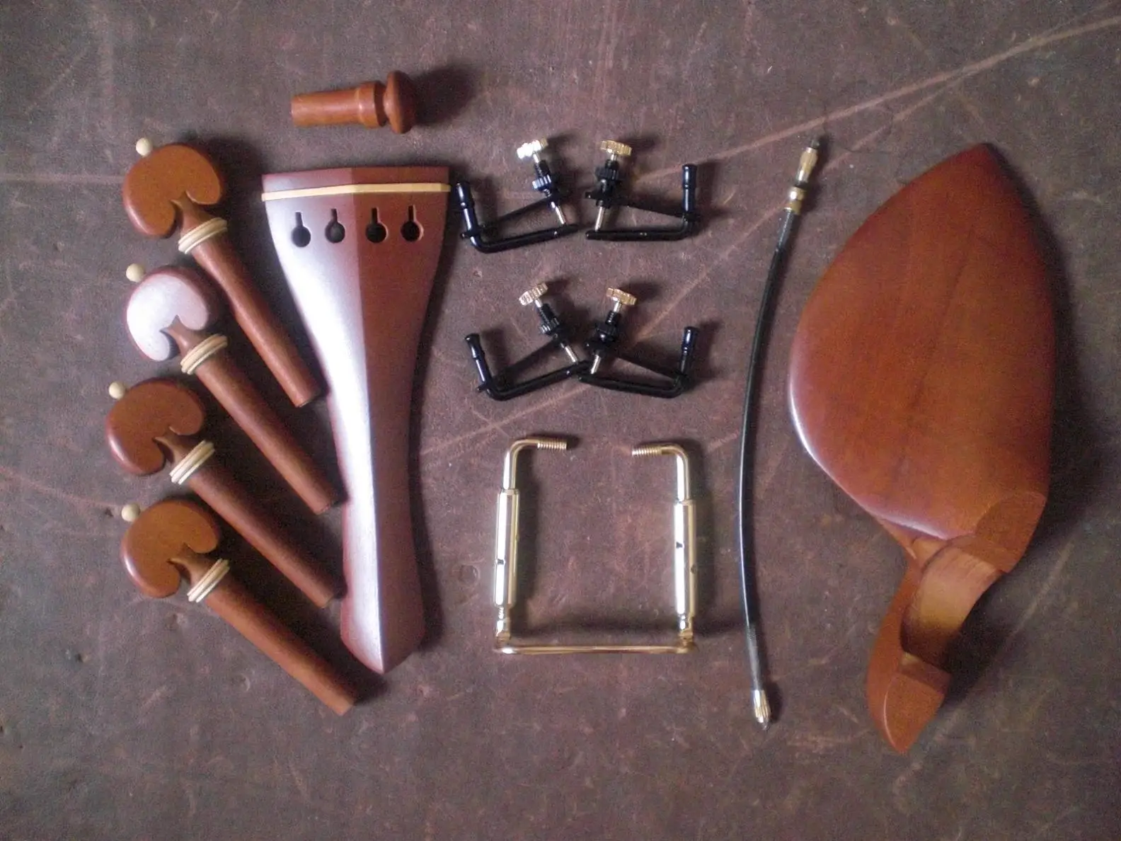 1 Set JUJUBEWOOD Violin fitting with 4 pcs fine tuners and 1 pc violin tail gut & Chin rest screw All 4/4 - Image 2