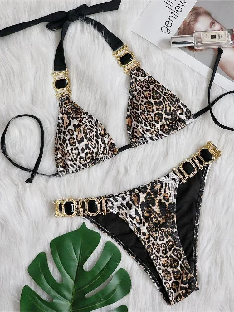 Sexy leopardo halter strass diamante biquíni feminino maiô de duas peças conjunto biquíni com nervuras maiô nadar senhora