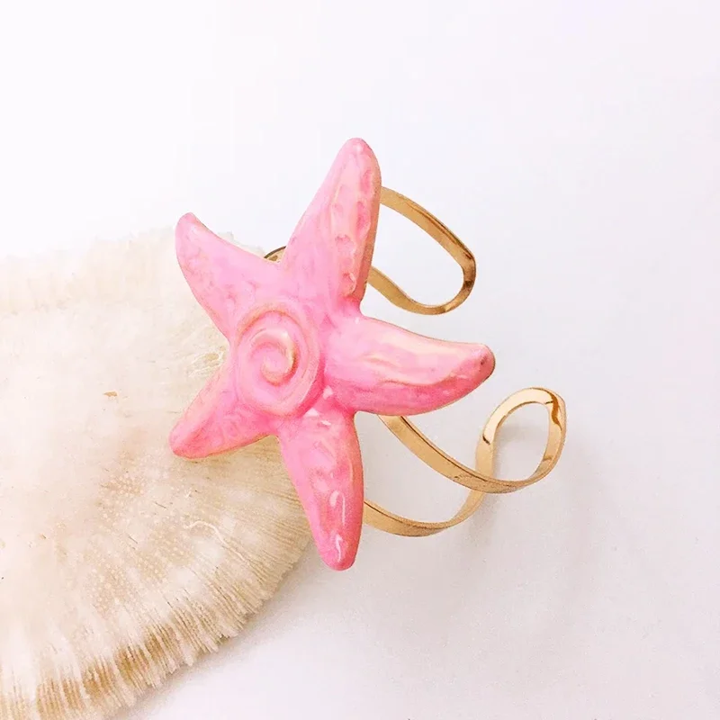 

Creative Metal Multi-color Hollow Out Starfish Bangles for Women Holiday Punk Elegant Gold-plated Shell Cuff Bangles Jewelry