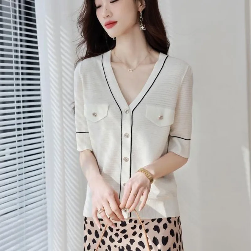 V-hals Breien Vest Dames Zomer Eenvoud Kantoor Dame Effen Kleur Dunne Truien Mode All-Match Trend Temperament Tops