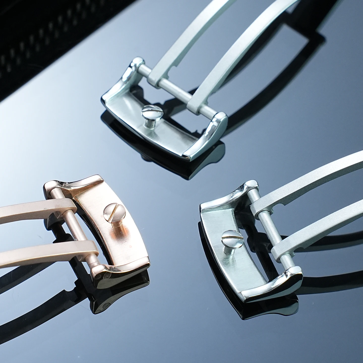 Solid stainless steel buckle Compatible with Glashütte leather strap models Single folding clasp Premium brushed finish buckle