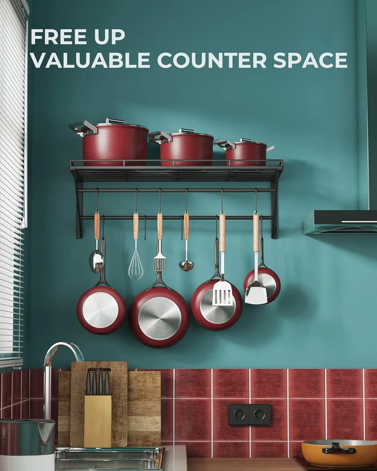 رف تخزين لرف الأوعية المثبت على الحائط مقاس 23 بوصة مع حاجز تعليق من طبقتين و12 خطافًا متضمنًا، مثالي للمقالي والأواني وأدوات الطبخ، P