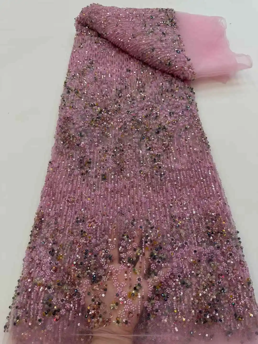 アフリカナイジェリアビーズフレンチメッシュレーススパンコール高品質 2025 刺繍レーススパンコールレースのウェディングドレスの女性