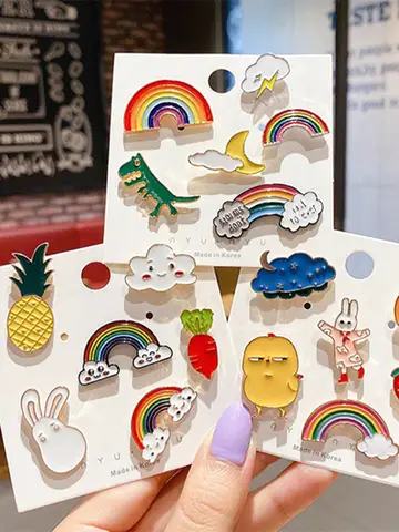 10/20/30/40/50Pcs Enamel Pin Badge Random Cute Animal Plant Metal Brooches  Backpack Lapel Badges Women Kid Jewelry Accessories