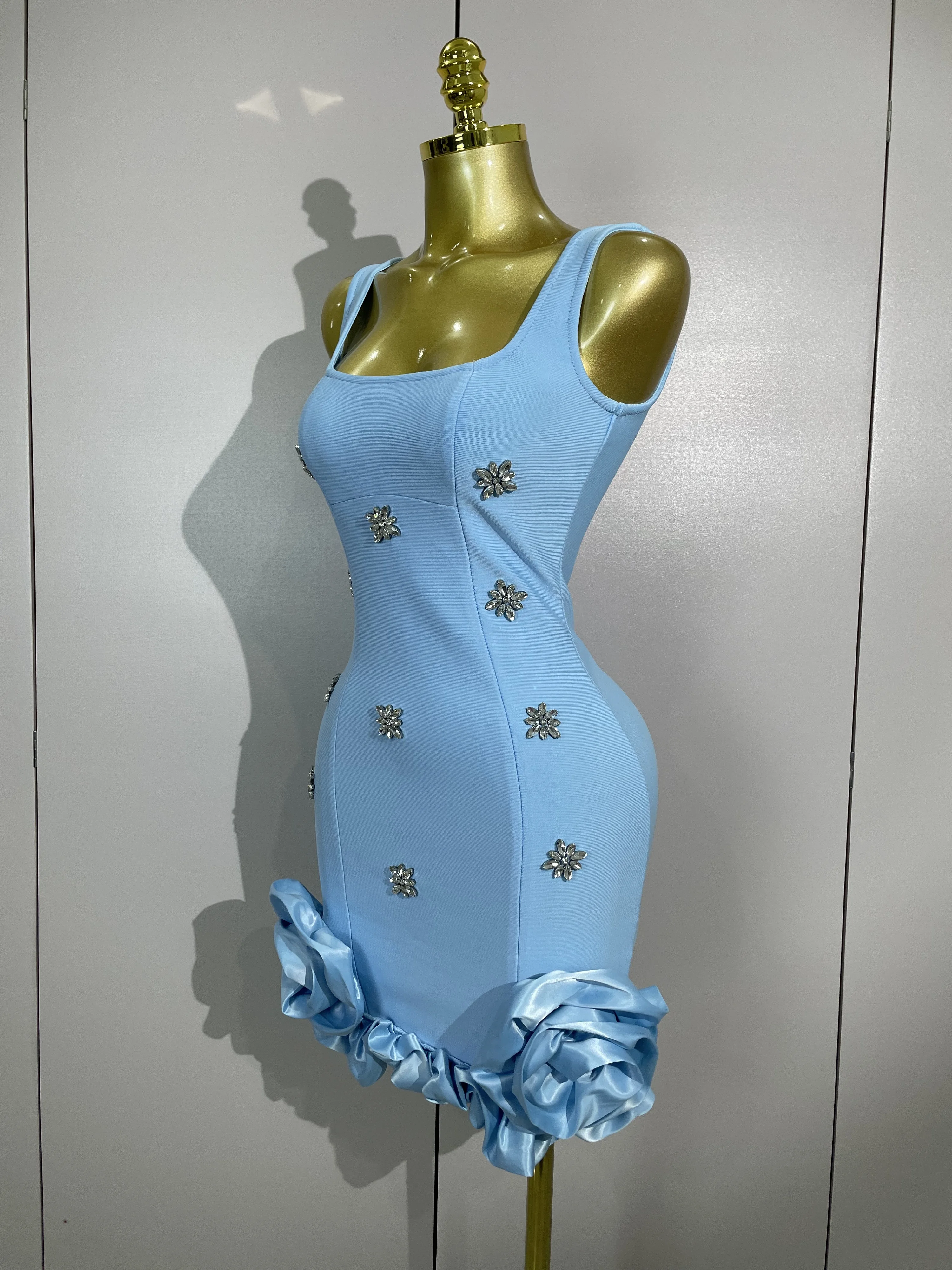 New STyle 2025 Shining Crystal Women Sleeveless Bodycon Mini Bandage Dress Elegant Ruffles Cute Celebrate Birthday Party Dress