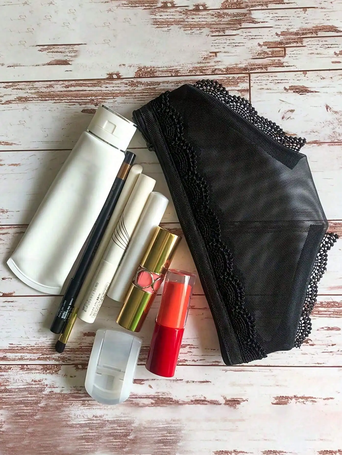 1 Lingerie-Style Makeup Bag, Portable Semi-Transparent Zippered Storage Bag, Suitable for Storing Lipstick, Skincare Products, Jewelry, and Data Cables; Suitable for Daily Use and Travel, Multifunctional Cosmetic Storage Bag, a Must-Have Travel Item; Also a Cute and Creative Gift Choice for Women or as a Christmas Gift.