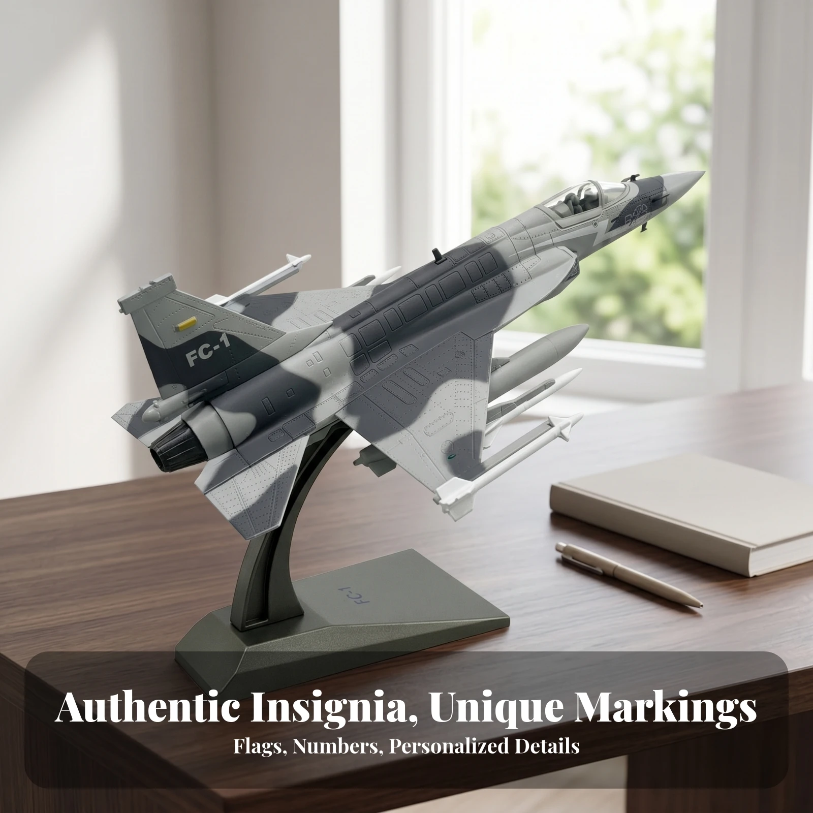 Die-Cast Fighter Aircraft Clear Canopy Scale Fighter Plane Display Aircraft Model Fixed Landing Gear