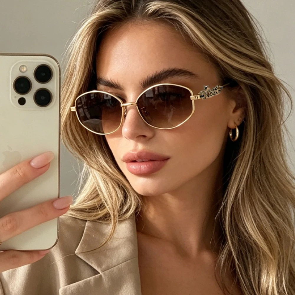 Lunettes de soleil tendance 20 - Women Fashion Photoshoot avis et prix