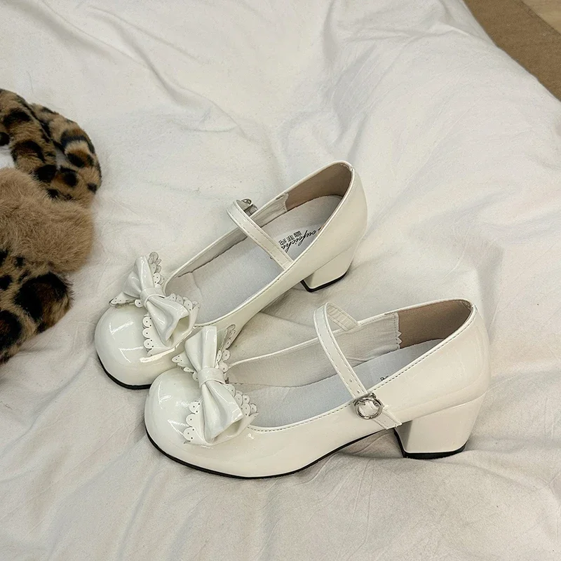 النساء مضخات لوليتا نمط لطيف جولة رئيس جين أحذية النساء القوس الحلو فستان الحفلات ميدي الكعوب أحذية 2025 جديد كعوب الموضة النساء #5