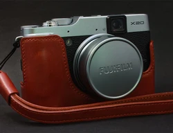 Metal Front Waterproof Lens Cap/Cover Protector Hood for Fujifilm Fuji X10/X20/X30 Camera Black Silver Accessories