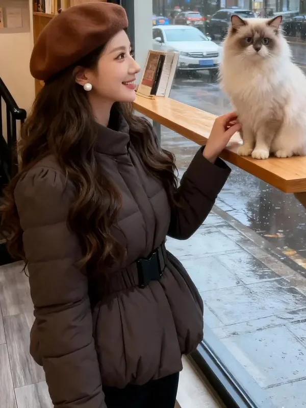 

Корейское зимнее пальто-куртка для женщин, модное, с поясом, воротником-стойкой, с цветочным узором, из хлопка, коричневое, теплое, с эффектом высокого класса