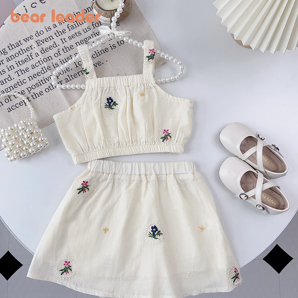 Bear Leader Little Girl Summer Korean Children's Clothing Embroidered Suit Girl's Suspender Shirt Skirt Pants Two-piece Set