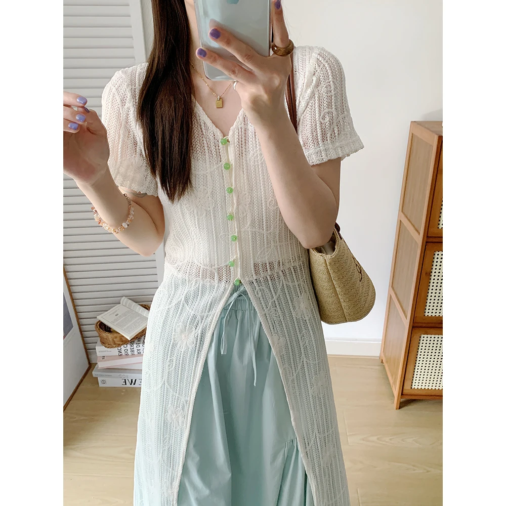 

Белая женская блузка из УФ-полиуретана с длинными рукавами и пуговицами, весна 2025, модная, премиум-класса, из других материалов