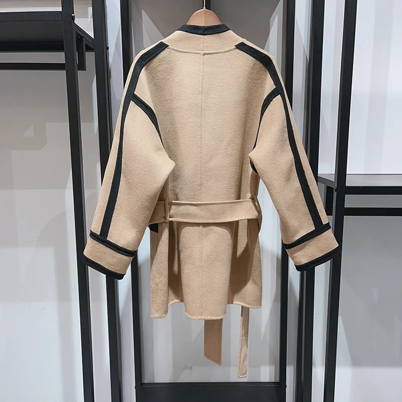 Damski płaszcz na jesień i zimę 2025, nowy, sznurowany, łączony, wełniany, ciepły, średniej długości.