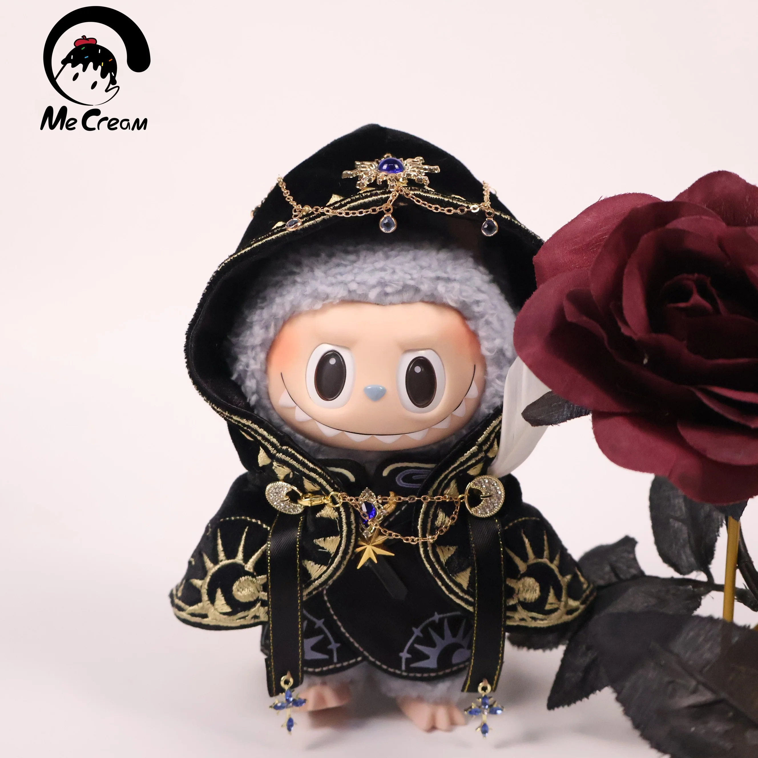 ชุดเสื้อคลุมสำหรับตุ๊กตา Labubu ผ้าฝ้าย ชุดเสื้อคลุมสำหรับพิธีกรรมทางศาสนา ผ้าคลุมสำหรับพิธีกรรม ผ้าคลุมเวทมนตร์ เสื้อผ้าตุ๊กตา มีสินค้าในสต็อก อุปกรณ์เสริมสำหรับตุ๊กตา