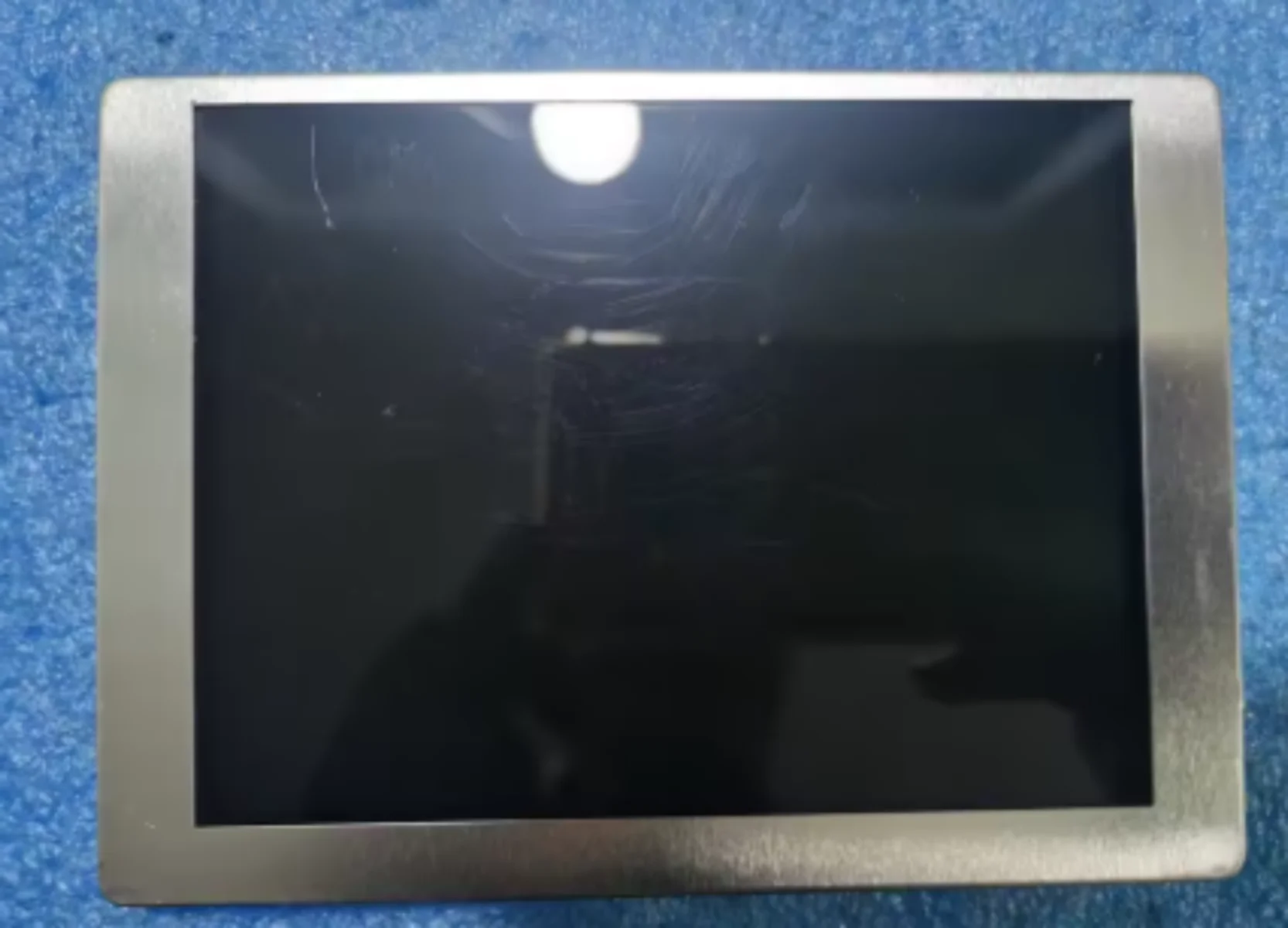 AWT-640480T57P01 Lc…