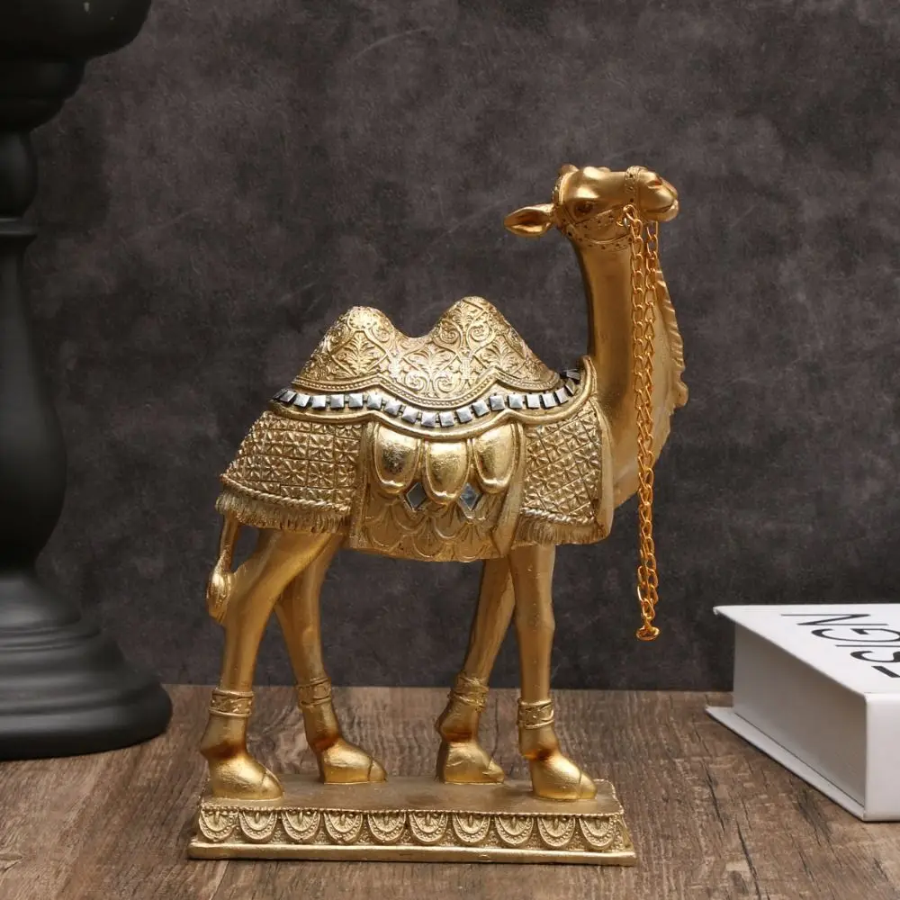 Light Luxury Decorative Golden Camel Statue Elegant Classic Standing Camels Sculpture Vivid Feng Shui Ornaments Bedroom