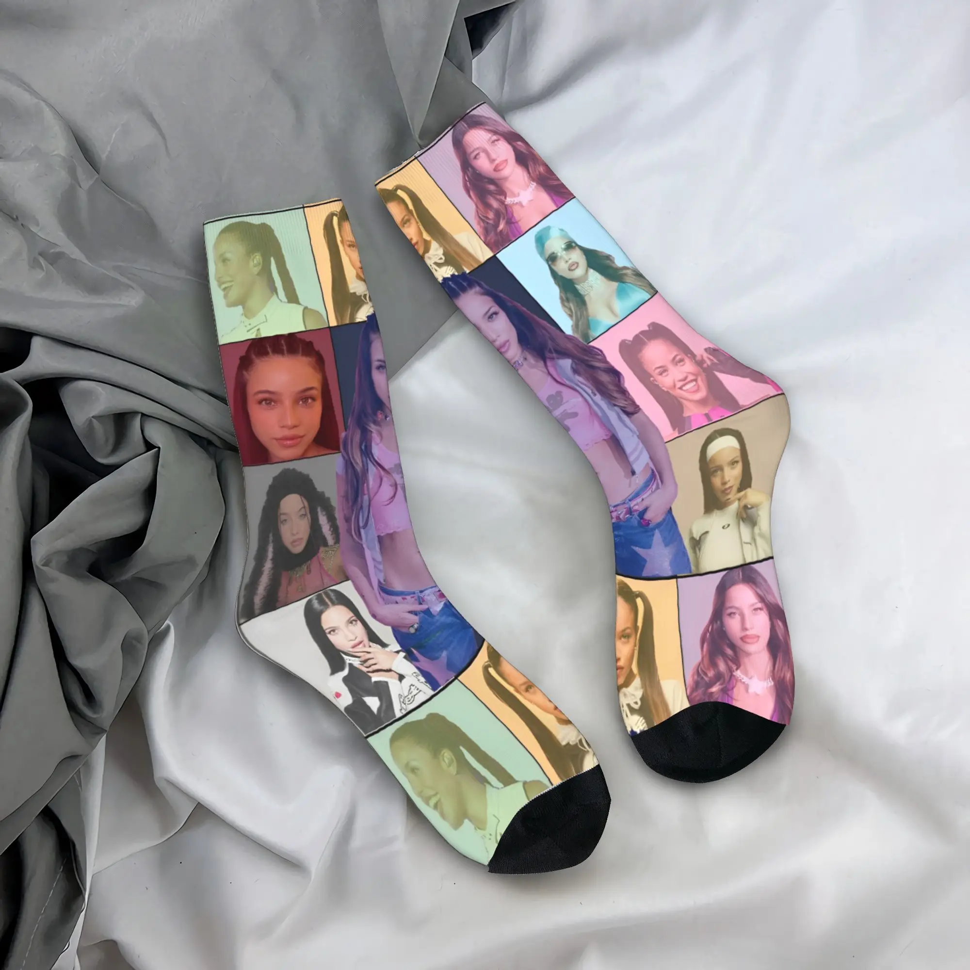 Singer Emilia Mernes MP3 Tour Socks  Graphic Stockings Non Skid Unisex Men Socks Medium Soft Autumn Casual Outdoor Socks