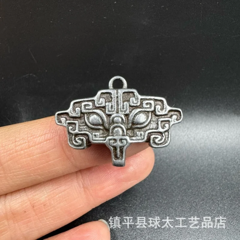 Tibetan-style five-pronged vajra accessories, Tibetan-style bracelet beads, small charms, pendants, head beads, and three-way pe