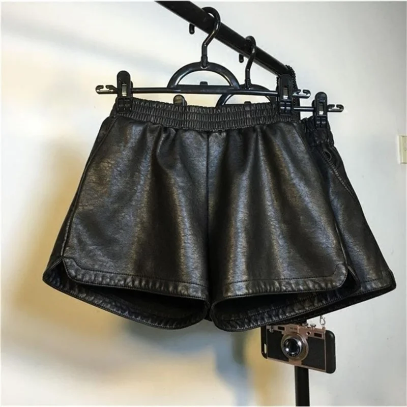 Women's Elastic Waist PU Leather Short Pants Washed Base Layer Wide Leg Pants Bootcut Trousers Trendy Spring Fashion