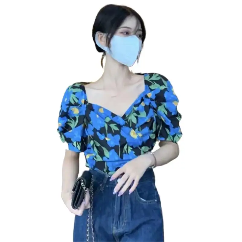 

Summer Cotton Blue Floral Print Sweet V-Neck Crop Tops Streetwear Slim Vintage For Female Fashion Half Sleeve Shirts Blouses