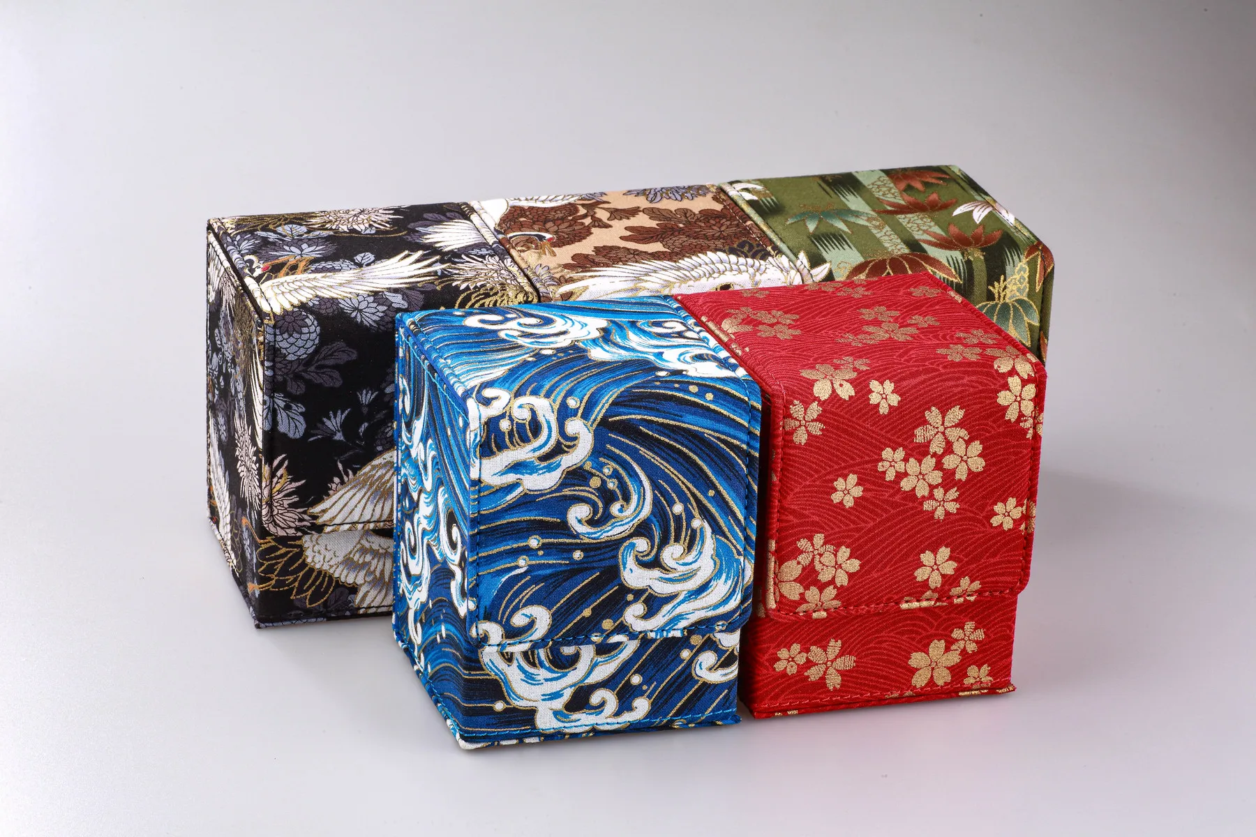 120+ Sammelkarten-Deckbox mit Sichtfenster, MTG, TCG, TCG, Brettspiele, Sammelkartenhüllen, YGO, magnetische Organizer-Hülle, Geschenk – Detail 5