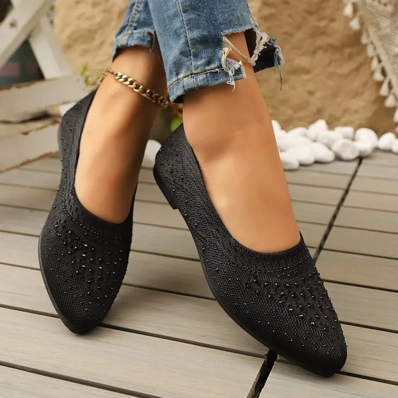 Plus size women's 2026 spring new women's flat pointed toe rhinestone shallow mouth single shoes