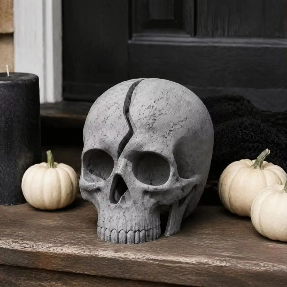 Waterproof Solar Garden Lamp Realistic Skull Shape Fine Texture Details Outdoor Yard Decor Solid Resin Warm Glow