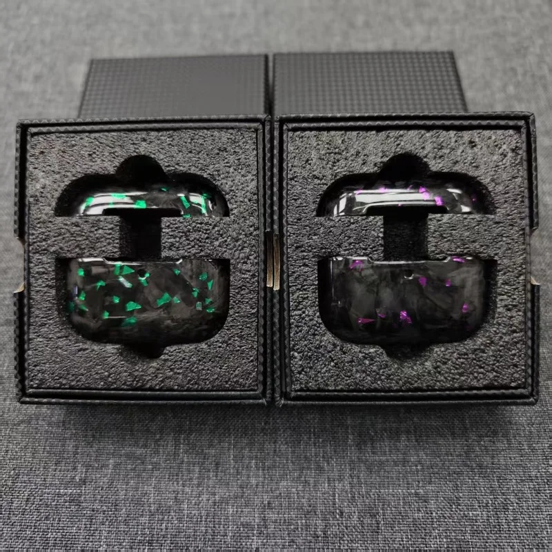حافظة من ألياف الكربون لأجهزة AirPods Pro 3 (2025) حافظة سماعة أذن من ألياف الكربون حافظة سماعة لاسلكية تعمل بالبلوتوث