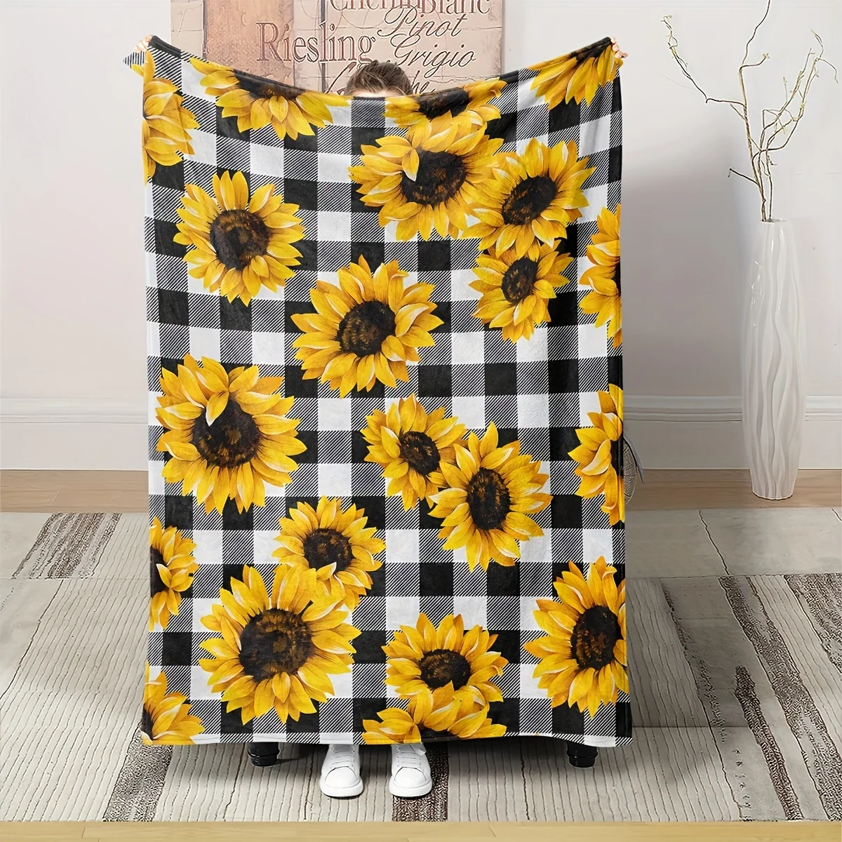 Large Sunflower Buffalo Check Throw Blanket Cozy Fleece Throw for Couch Sofa Home Decor Fall Autumn Seasonal Gift Yellow Black