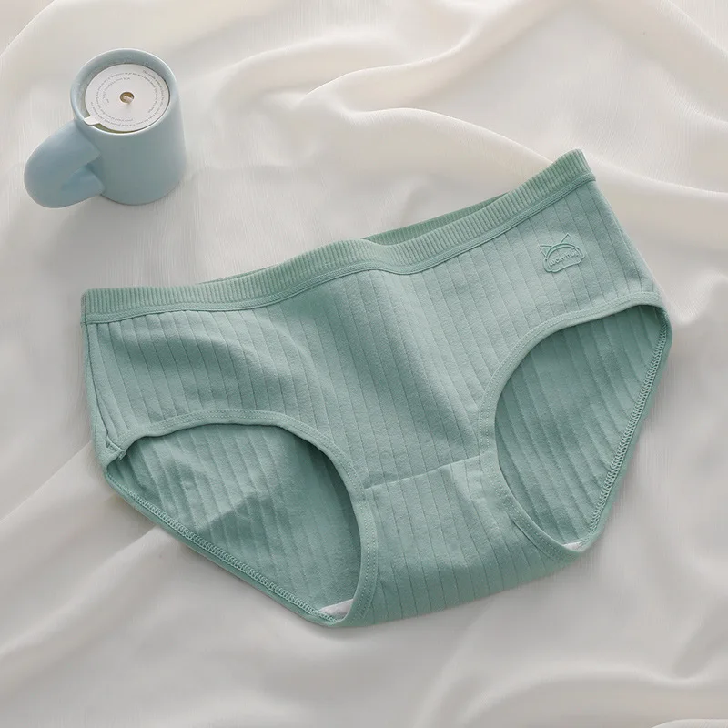 B003 green